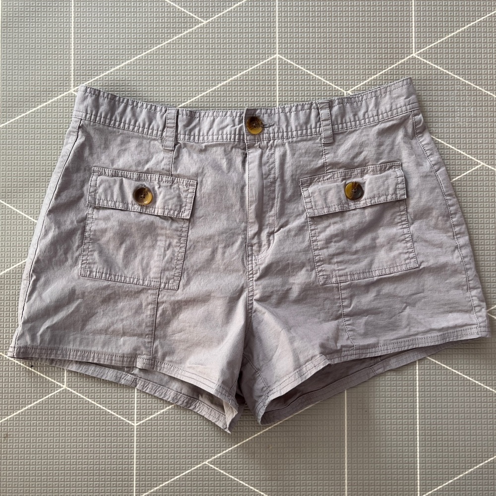 Vuori Gray Women's Shorts